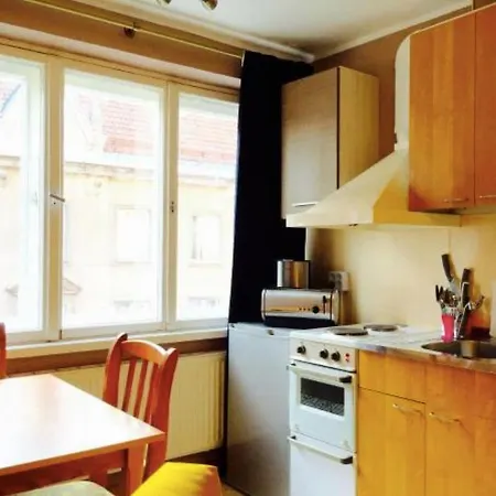 - Town Hall Square 3* 탈린