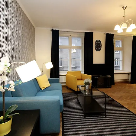 Apartmanhotel - Town Hall Square 3*