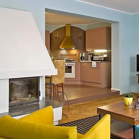 - Town Hall Square Apartmanhotel