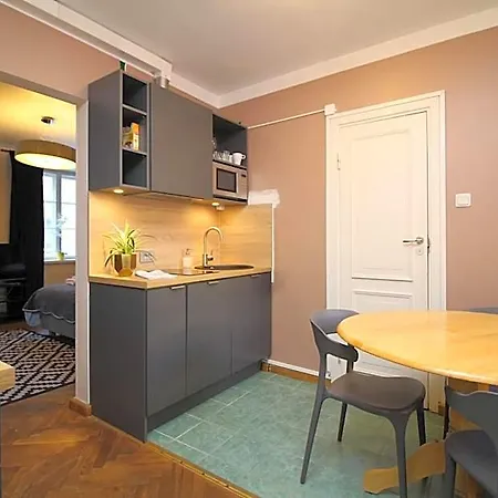 - Town Hall Square Apartmanhotel Tallinn