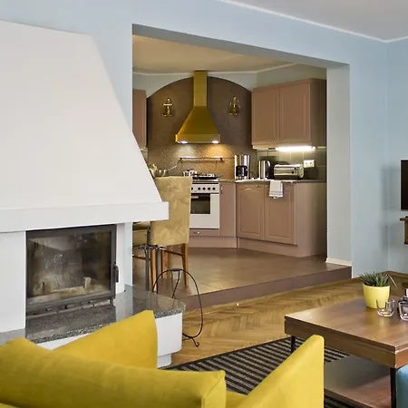 - Town Hall Square Aparthotel Tallinn