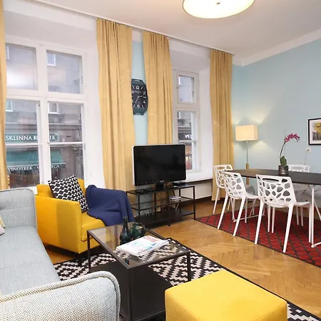 - Town Hall Square Aparthotel