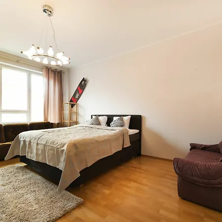 - Town Hall Square 3* Reval