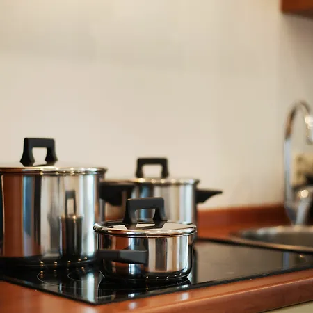 - Town Hall Square 3* 탈린