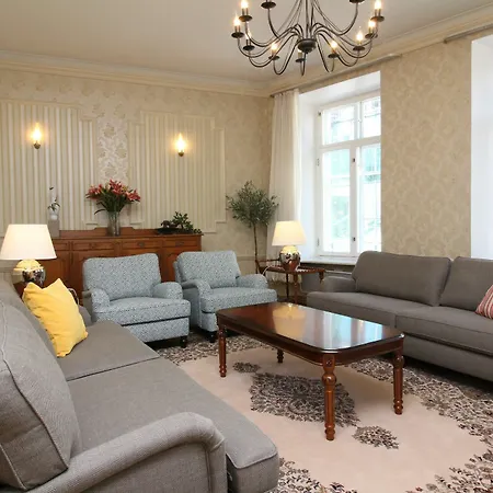 아파트호텔 - Town Hall Square 탈린