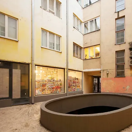 아파트호텔 - Town Hall Square 3*