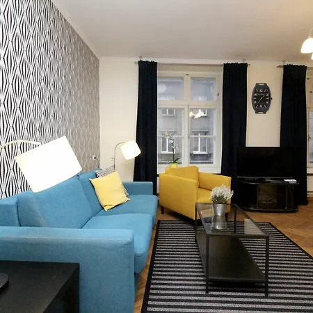 - Town Hall Square Aparthotel Tallinn