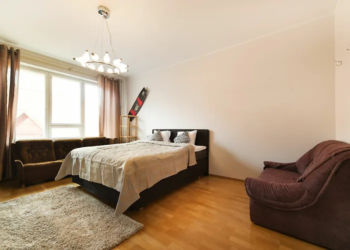 - Town Hall Square 3* Ταλίν