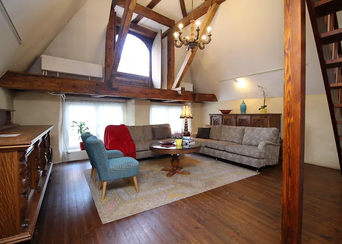 公寓式酒店 塔林市政厅广场 - 城市公寓 塔林